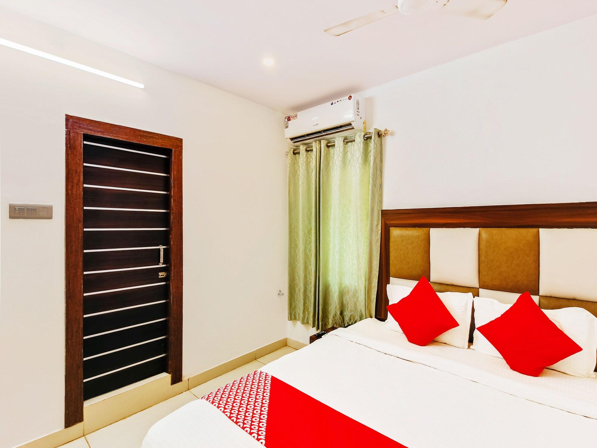 Oyo 29131 Hotel Mn Grand Shamshabad Buitenkant foto